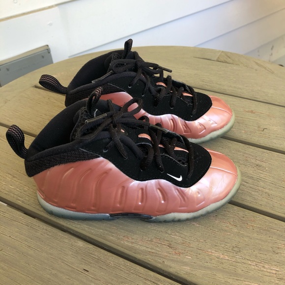 rose gold foamposite grade school